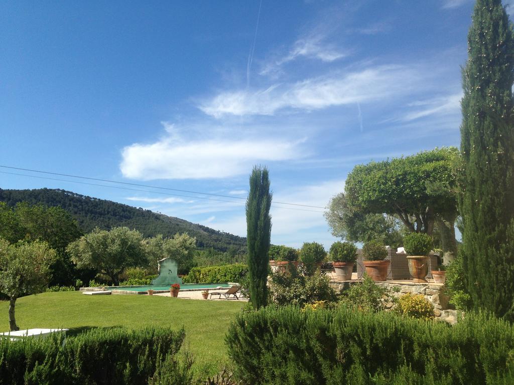 Bastide De Fontvieille Bed & Breakfast Saint-Cyr-sur-Mer Exterior photo