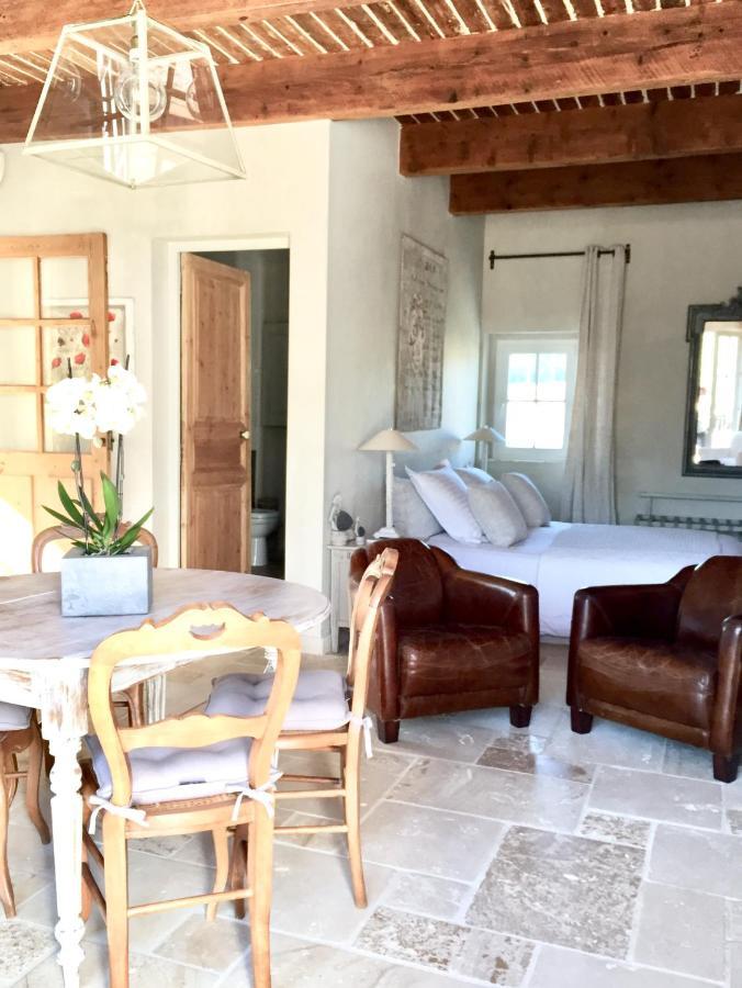 Bastide De Fontvieille Bed & Breakfast Saint-Cyr-sur-Mer Exterior photo